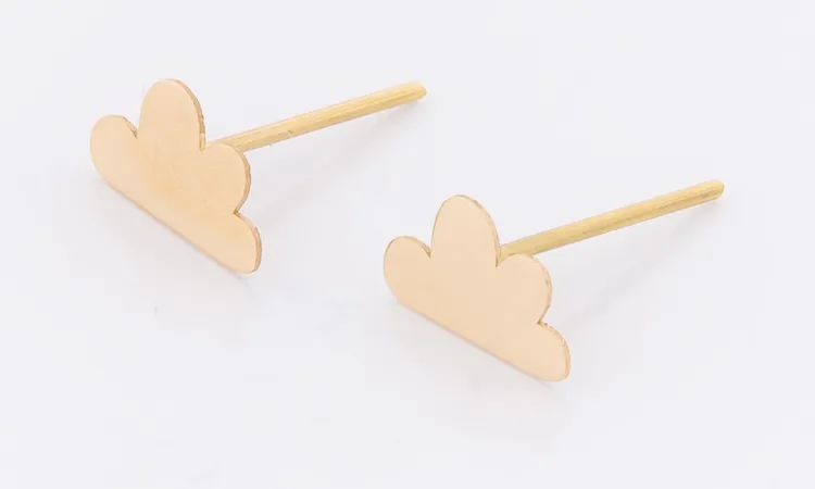 گوشواره طلای ۱۸ عیار رادا مدل ابر